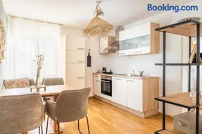 revLIVING Forest Hill Residence Krems-Stein inklusive Parkplatz - Image 4