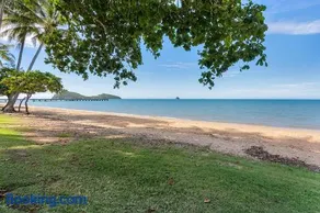 Spindle Cowrie Apartments Palm Cove - Image 4