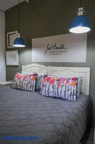 Rose Acres Guest House - Image 4