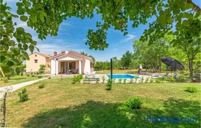 2 Bedroom Gorgeous Home In Trget - Image 5
