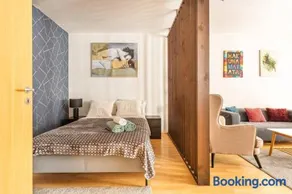 Cozy 44Sqm Apartment Near Major Transport ALDI - Image 1