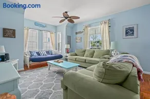 The Great Escape renovated in town charm - Image 3