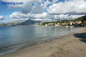 Apartments by the sea Lopud, Elafiti - 12910 - Image 2