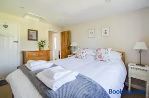 1 Bed in Debach oc-lasn - Image 3