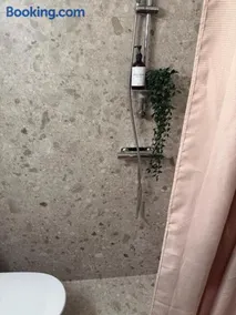 Hus med 3 sovrum i lugn miljö nära natur & Ullared - Image 2
