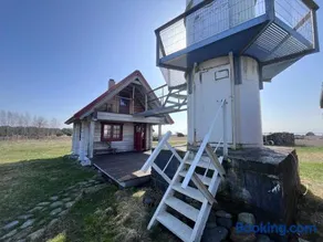 Getaway in lone island - Image 2