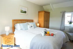 Honeysuckle Cottage - Image 2