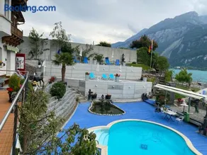 Beaulac Penthouse - Direct lake view - Image 3