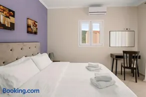 Mandi's Apartments - Image 2