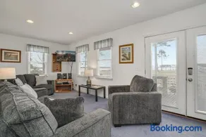 Channel Lookout - Water views & public dock! - Image 3
