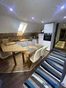 Kényelmes, kéthálószobás-nappalis apartman Kézdivásárhely városában - Image 1