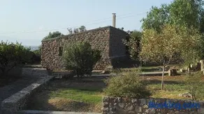 To Spitaki House - Image 1