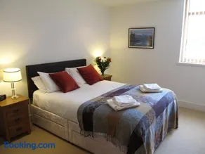 Bridge Street Apartments - Image 3