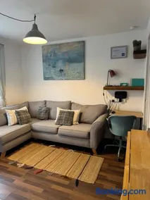 Grundy House - Image 3
