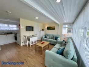 Beach Cottage 71 Golden Bay - Cosy Coastal Escape - Image 3