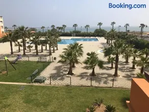 Apartamento Primera linea playa Isla Canela - Image 2