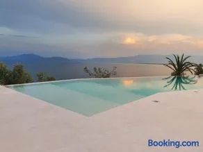ALBA OCEAN VIEW LUXURY RESIDENCE - Image 1