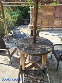 Le Chalet - Image 1