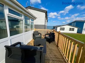 Beach Cottage 33, Just a Short Stroll to the Beach - Image 5
