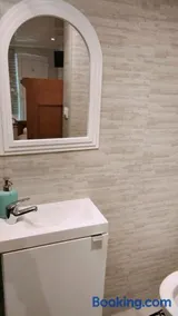Chambre meublée indépendante, jacuzzi dans la chambre à 60110 Amblainville près de Paris - Image 2
