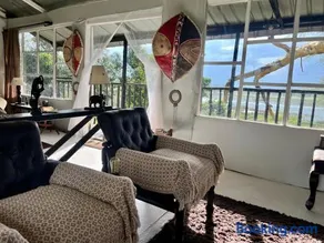 TREE HOUSE Lodge - Image 2