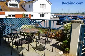 Schooners Court - Image 3