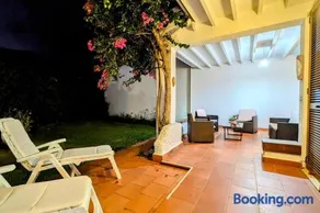 Casa del Sole 100m from the Beach, AC Wi-Fi - Image 1
