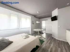 Budget Inn - Image 4