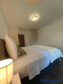New 1 bedroom near Center and beach - Image 2