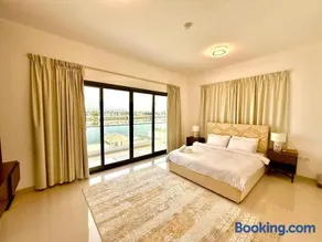 Lux 4 with Assistance room with Pool and Sea View - Image 3