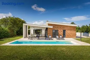 Villa Sama by Villsy - Image 2