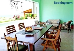 Comfortable Apartment with Sea View - Image 4