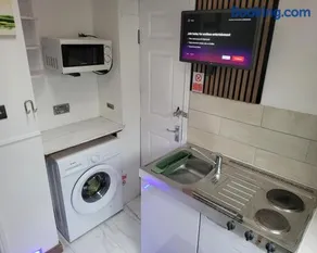 Sweet mini 1 bedroom flat-sleeps up to 2 guest - Image 4