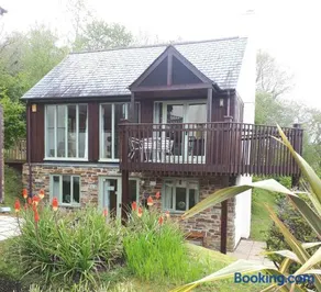 Sunningdale Lodge,St Mellion,Cornwall-FreeGolf&Spa - Image 1