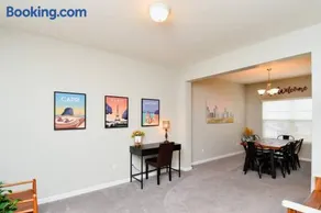 Modern Retreat near downtown Dayton - Image 4