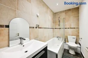 Notting Hill Neighbourhood Retreat - Image 3