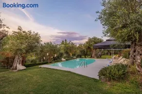 Triklino Estate - Image 2