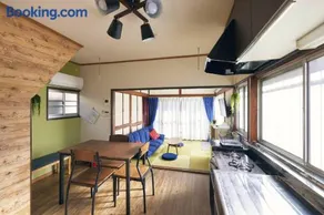 Est house KAMEARI -Entire Tokyo House with Direct Bus Access to Airport and Disney in a Peaceful Local Neighborhood with 24 Hour Shops and Dining Options- - Image 2
