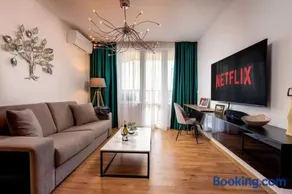 Stylish Sea View Apartment 3 Min to Beach Balcony & Comfort - Image 2