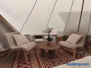 Lodge romantique "la clé des songes" et son jacuzzi privatif - Image 3