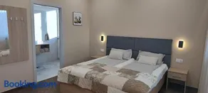 Apartamenty Gościnne CMN BERTA ROGUS - Image 1