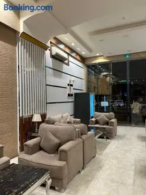 سِلْس للشقق المخدومة الحزم - Image 2