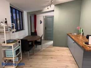 Petite maison indépendante avec parking - Image 5