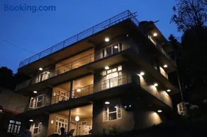 NomadGao Dharamkot - A social hotel with Coworking, fast Wifi, peaceful rooms, and great views - Close to Mcleodganj - Image 2