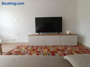 Precioso Apartamento Nuevo Céntrico en Santander - Image 2