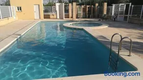 Casa accesible de campo muy grande, con piscina y pistas - Image 2