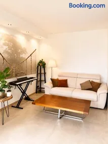 Superbe T3 Renove Saint Paul de Vence - Image 1