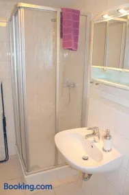 Doppelzimmer - Monteurswohnung - Arbeiterwohnung 4-8 Personen - Image 4