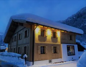 Chalet 14 - Image 1