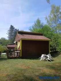 Chalet au calme climatisé et clôturé - Image 2